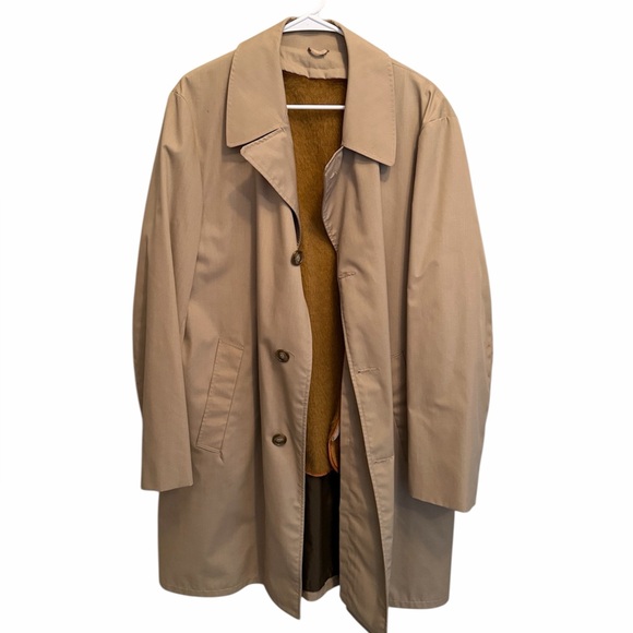 Jackets & Blazers - Trendy Vintage Classic Beige Menswear Trench Coat. Removable Zip Liner. Size XL